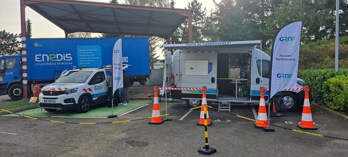 Matinale sécurité industrielle et transition énergétique. Les élus des Yvelines découvrent les outils déployés par GRDF pour l'exploitation du réseau gaz et pour accompagner la transition énergétique des territoires par la production de #gazverts, mobilité #BioGNV et #PACHybride.