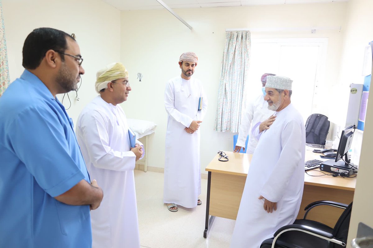 dghs_nb's tweet photo. #صحية_شمال_الباطنة 
#وزارة_الصحة 
برئاسة المدير العام الدكتور خالد ال��عدي 
نظم قسم إدارة الجودة و سلامة المرضى  
زيارة لفريق الجولات التفقدية الإشرافية للمسؤلين إلى مستشفى صحم ومجمع صحم الصحي لاستعراض المؤشرات و الوقوف على أهم الإنجازات و التحديات. https://t.co/Am4SsiUr36