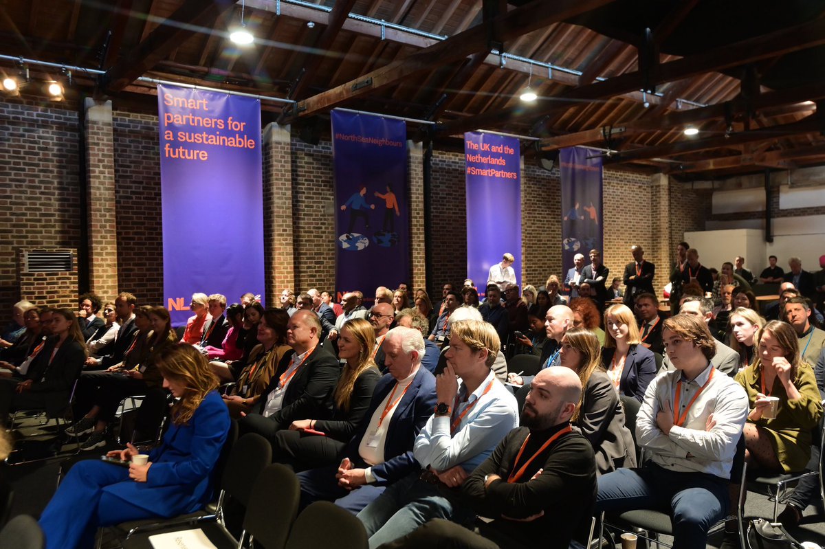 LyneBiewinga's tweet photo. Inspired by a successful #NLUK Trade Mission on #AI & #GreenMobility with @LSchreinemacher and @KemiBadenoch, well organized by ao @RVO, @DutchEmbassyUK & @MinBZ.
🇬🇧🇳🇱share centuries of trading history and are today #SmartPartners for a #NetZero future.💪
#NorthSeaNeighbours https://t.co/mm4byPa2cu