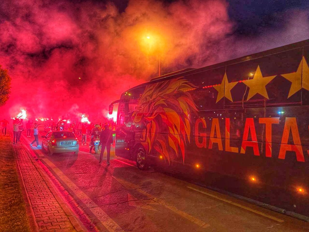 TÜRKİYEDİR GALATASARAY 🦁💛❤ #BugünGünlerdenGALATASARAY #ZiraatTürkiyeKupası 🏆