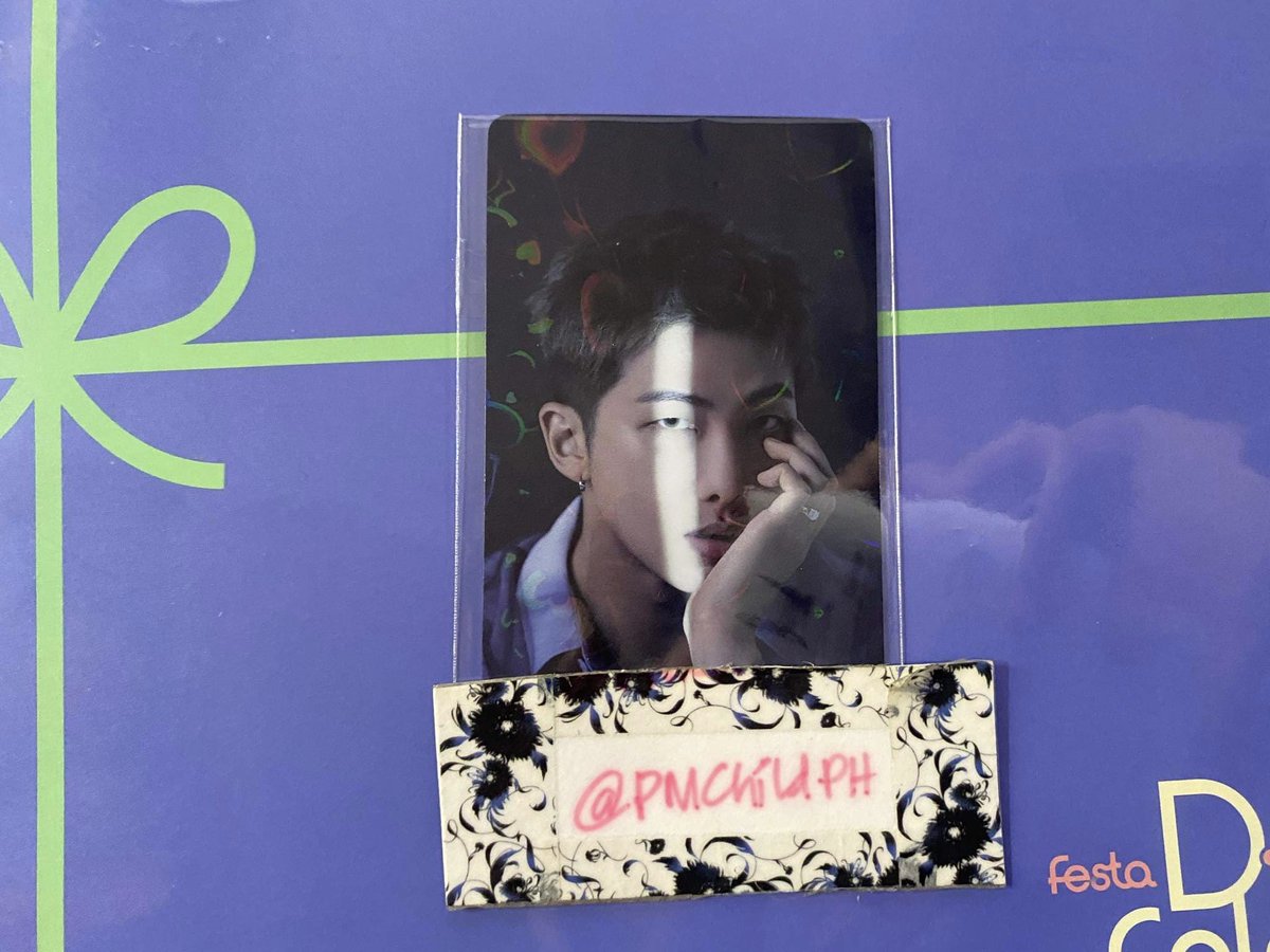 PMChildPH's tweet photo. wts bts ph • [ #pmcphonhand ] 

BTS Proof JPFC HOLO PC - RM (1)

💵 ₱850 + lsf 
📆 dop: October 30 (PRIO PAYO) 
🚚 onhand and ready to ship

💭 reply mine + JPFCRM 
💌 — will dm the form https://t.co/1LJpC7CtVe