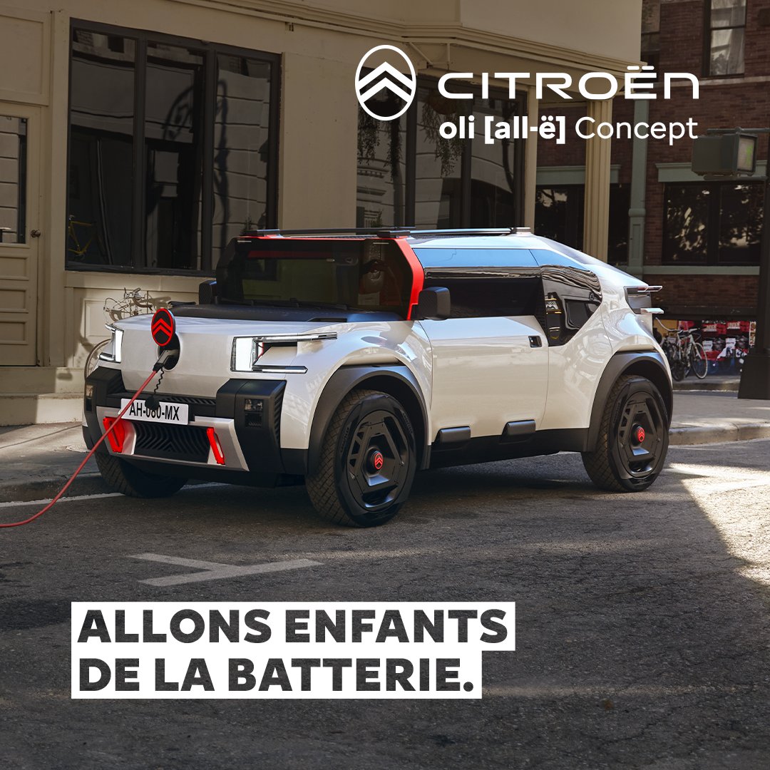CitroenFrance's tweet photo. Cette année, pas de salon de l’auto pour nous. #CitroënOli préfère les pavés aux podiums. https://t.co/rhFr5t4aTU