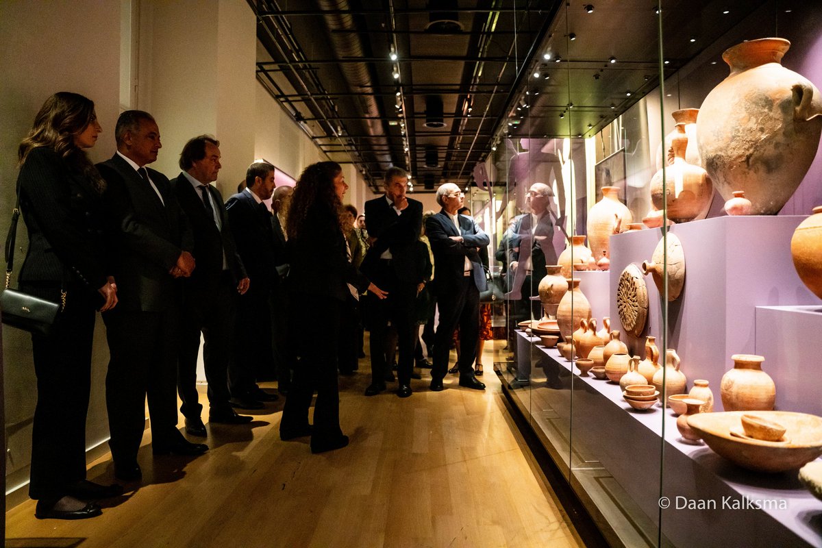 sattra1967's tweet photo. Proud to be among the organisers of the Beautiful Exhibition about #Byblos.Special thanks to National Museum of Antiquities in #Leiden and the Ministry of Culture in #Lebanon. https://t.co/Qx7plW96So