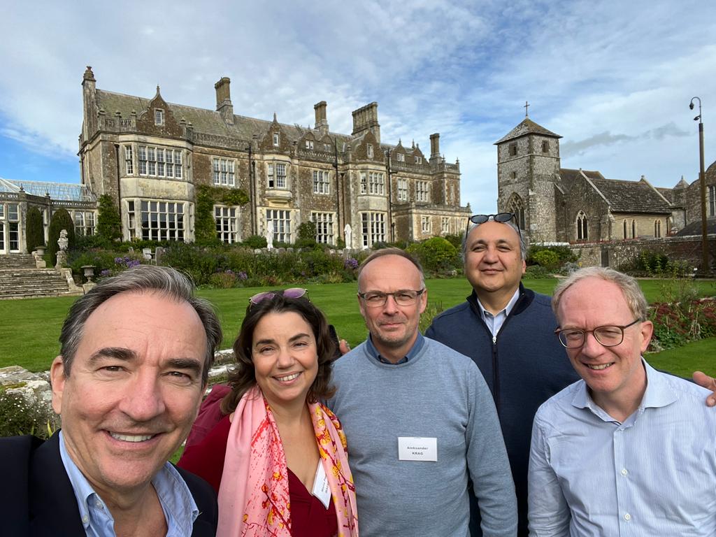 P Macedo Lab (@macedolab) on Twitter photo Experts from around the world are in <a href="/WiltonPark/">Wilton Park</a> to develop a joint #research & action #roadmap for #fattyliver disease. Great to see <a href="/MacedoLab/">P Macedo Lab</a> represented by M Paula Macedo!
#Livertwitter <a href="/EASLnews/">EASLnews</a> <a href="/nova_medschool/">NOVA Medical School</a> Experts from around the world are in <a href="/WiltonPark/">Wilton Park</a> to develop a joint #research & action #roadmap for #fattyliver disease. Great to see <a href="/MacedoLab/">P Macedo Lab</a> represented by M Paula Macedo!
#Livertwitter <a href="/EASLnews/">EASLnews</a> <a href="/nova_medschool/">NOVA Medical School</a>