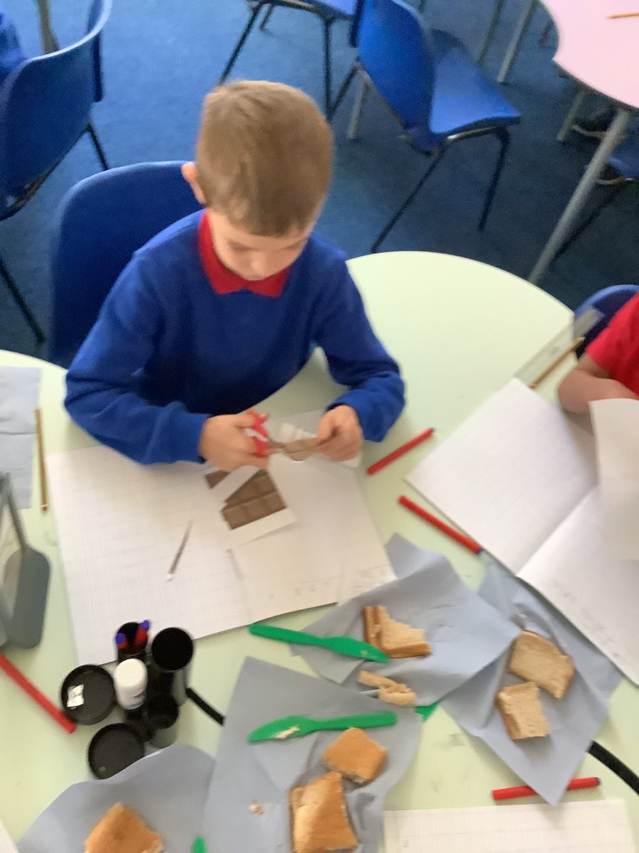 HTPS_MrsWay's tweet photo. @HTPS_MrsWay Sharing our food by cutting it in half! The sandwiches were delicious π #HTPSchool #HTPSM&N #BigMaths https://t.co/4NidjzzcpN