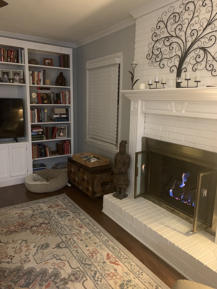 RubenGonzales77's tweet photo. First fire of the year. Down to 30 this morning. Nice to write by a fire. Anyone else get this chance? #writingcoomunity https://t.co/zSPDaiw8R6