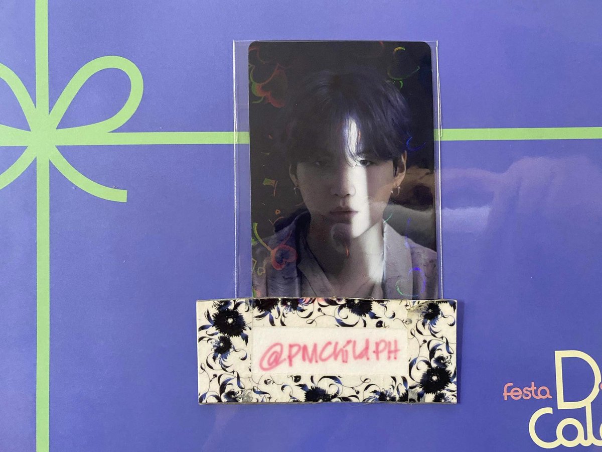 PMChildPH's tweet photo. wts bts ph • [ #pmcphonhand ] 

BTS Proof JPFC HOLO PC - Suga 

💵 ₱2000 + lsf 
📆 dop: October 30 (PRIO PAYO) 
🚚 onhand and ready to ship

💭 reply mine + JPFCSG 
💌 — will dm the form https://t.co/lUWMfrMIoS