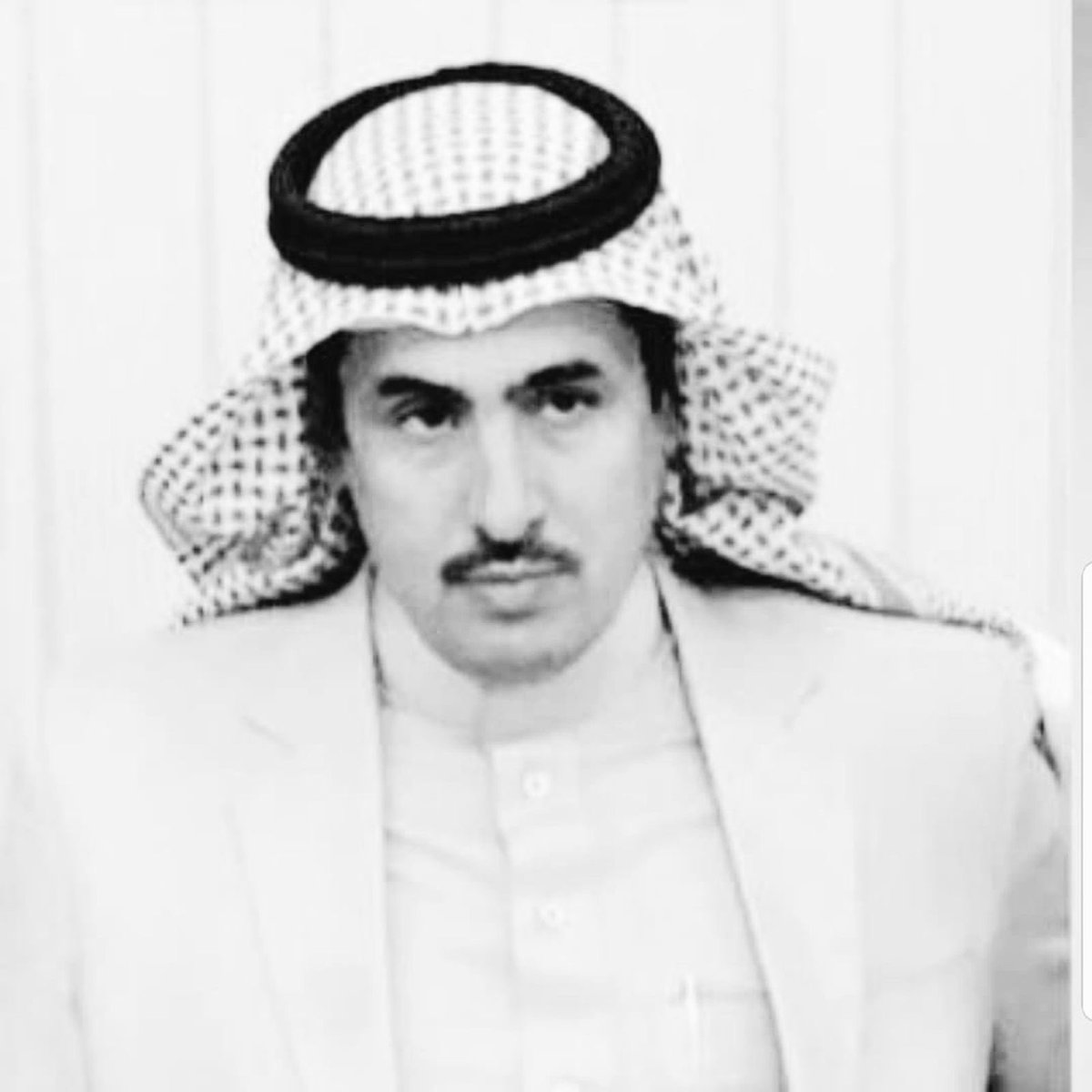 إن لله و إن اليه لراجعون
فجع وسط الإبل بوفاة المالك المثالي الخلوق أحمد بن ندا بن عشوان، أحد المشاركين في مهرجان الملك عبدالعزيز للإبل، أسأل الله العلي العظيم أن يغفر له ويسكنه فسيح جناته والعزاء لوالده، ذويه، أبنائه وجماهيره🇸🇦
#احمد_ندا_بن_عشوان