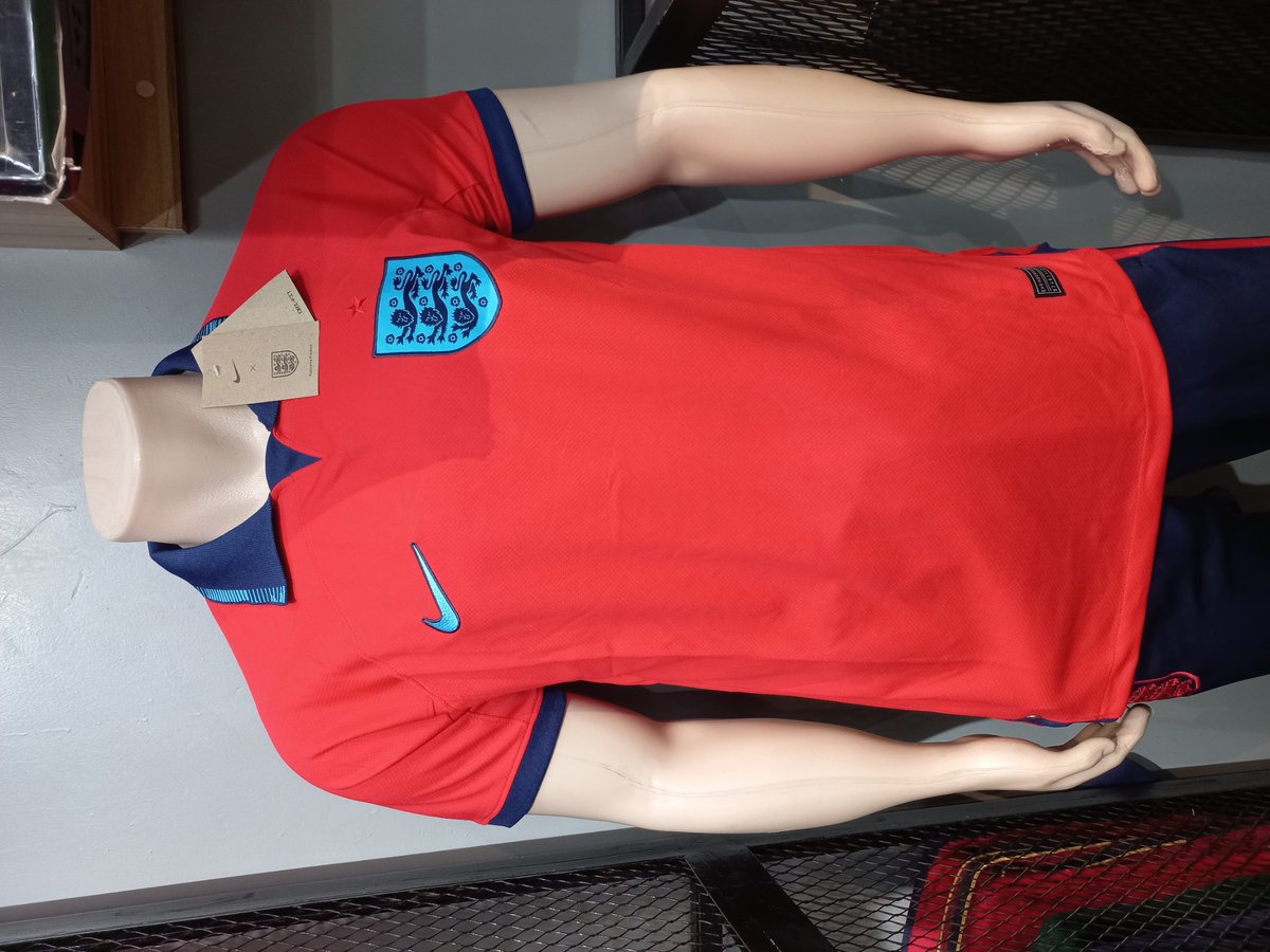 ArenaSportsHou1's tweet photo. @OleItumbi We sell jerseys, track suits, boots and other sporting equipment. 
Located in Nairobi CBD. 
Delivery is done country wide 

Contacts : 0710721664

#DIsoko https://t.co/hOK17552wm