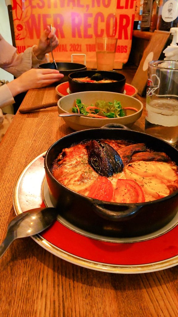 rousseau_FATB's tweet photo. 匂わせてないように見せかけて匂わせカレー https://t.co/ocoqECQd9g