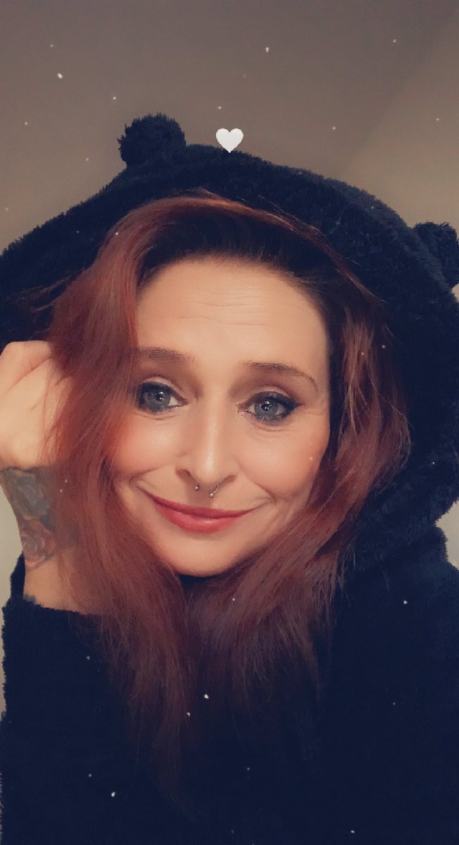 n3_niii's tweet photo. Auf geht’s …drückt mir die Daumen 💜

#worksearch #Twitterrudel #community #life #gaming #twitchstreamer #twitch #TwitchDE #streamde #GermanMediaRT #magdeburg https://t.co/MPcWYbk1Ga