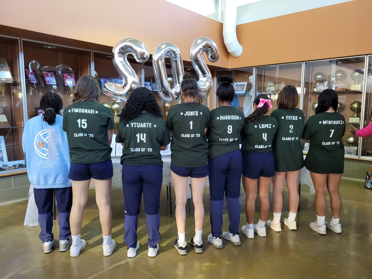 SAmavsVB's tweet photo. Thank you for all the memories seniors! We will truly cherish them forever. Remember to always strive for the best and of course ONCE A MAV ALWAYS A MAV 🫶🏽 Love you ladies! #MavStrong https://t.co/TscDHMai8v