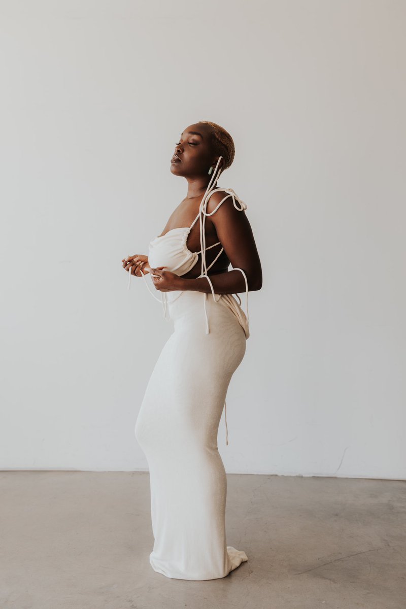 jodiann_scott's tweet photo. @denzeldion I would love to be considered 🙋🏾‍♀️ https://t.co/0isKa4QNCc