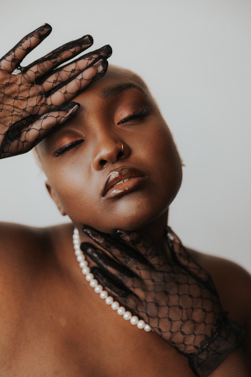 jodiann_scott's tweet photo. @denzeldion I would love to be considered 🙋🏾‍♀️ https://t.co/0isKa4QNCc