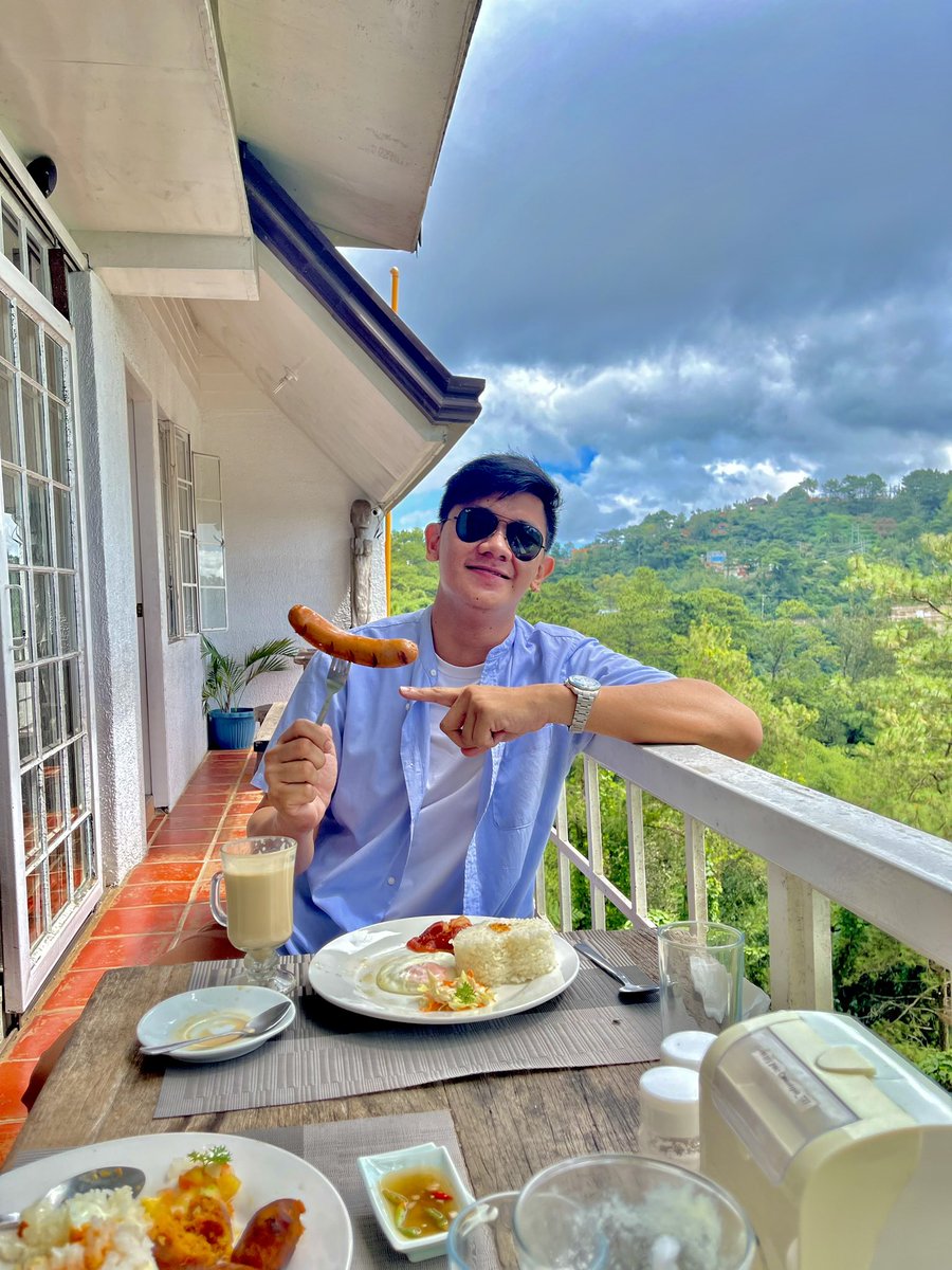 jtadiaman's tweet photo. Baka gusto mo ng sausage ko #joemel #cabanatuan #baguio https://t.co/Pl4jODLoWU