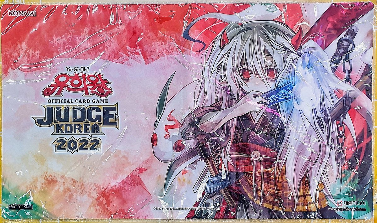 TheCollectorsJP's tweet photo. ※商品入荷情報※

韓国版の幽鬼うさぎJUDGEプレイマット！

絶賛販売中です！ https://t.co/5abEwg8UB9