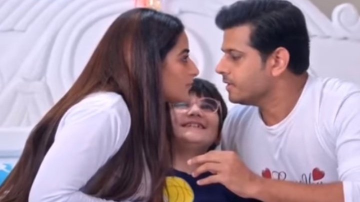 LolyHaidy's tweet photo. Must bring @StarPlus NEW MALE LEAD FOR SAI 🙄😏 https://t.co/S6Xm6u0Pad