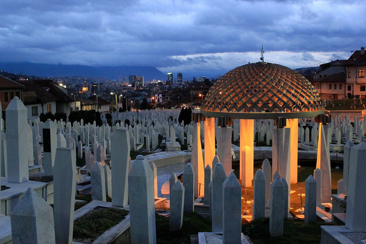 Mecra's tweet photo. Aliya İzetbegoviç (1925-2003)

Vefatının 19. yıldönümünde rahmetle ve saygıyla… https://t.co/Qu6onXyMQ6