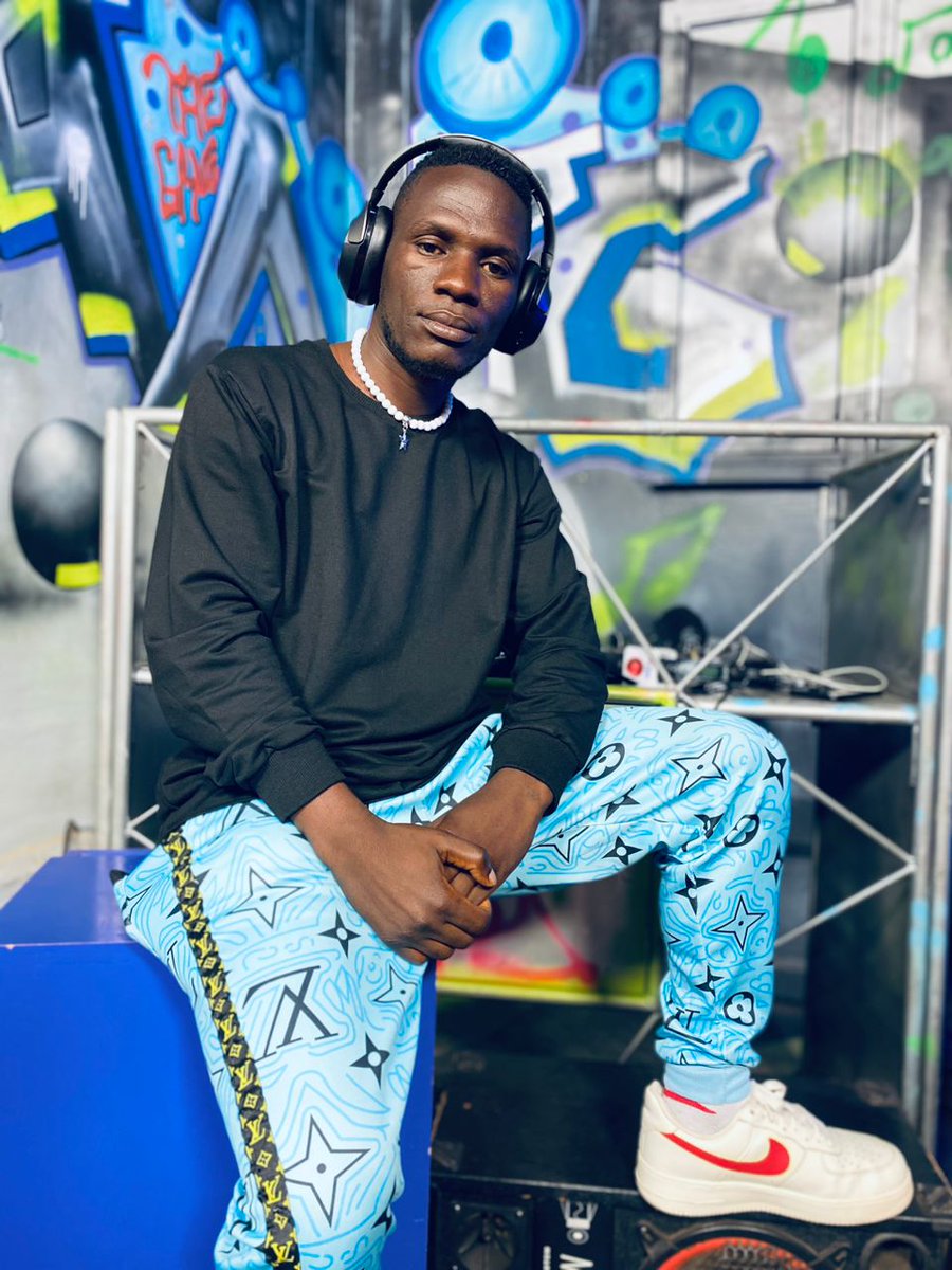 DeejayJemmo tweet media