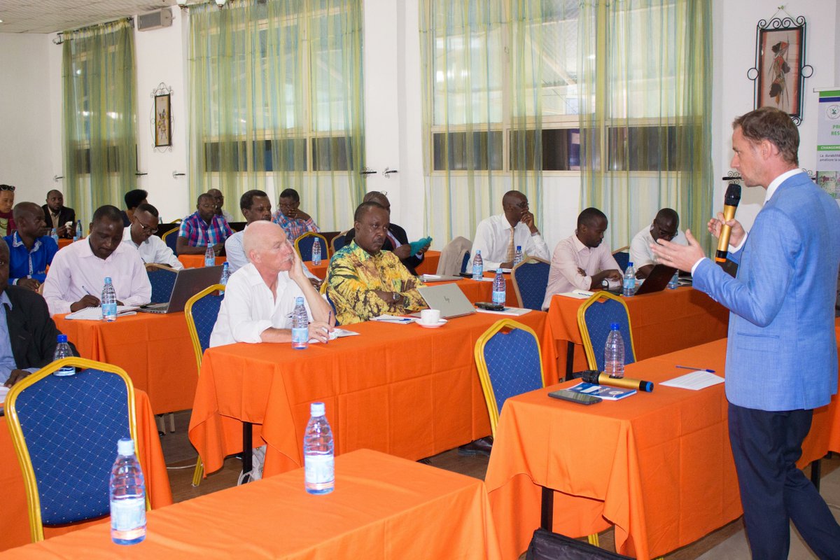 Presentation of the mid-term evaluation results of #PAGRISProject, the study showed a positive point toward the achievement of the expected results &amp; impacts of the project. The session saw the participation of several institutions, both public &amp; private.