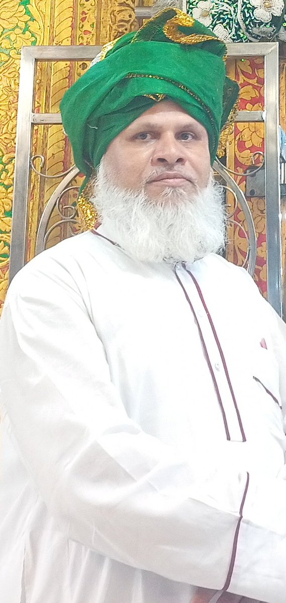 Allah_Ki_Talwar's tweet photo. #दरगाह_निज़ामुद्दीन_औलिया

साहिबे सज्जादानशीन ने ग़ौसे आज़म फाउंडेशन के चेयरमैन हज़रत मौलाना मोहम्मद सैफुल्लाह ख़ां अस्दक़ी और ट्रस्टियों का दस्तार बांधकर इज़्ज़त बख़्शा

खुसूसी अंदाज़ में ज़ियारत करवाया और खुसूसी अंदाज़ ही में #GAF के सभी मेम्बरों/ सहयोगियों के लिए दुआएं भी किया https://t.co/r4YmloaTcP