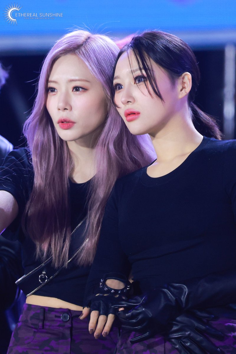 etherealss0517's tweet photo. 221018 경주 더쇼 😯♥️

#드림캐쳐 #지유 #김민지 #시연 
#DREAMCATCHER #JIU #SIYEON
@hf_dreamcatcher https://t.co/gw48WG4ZkF
