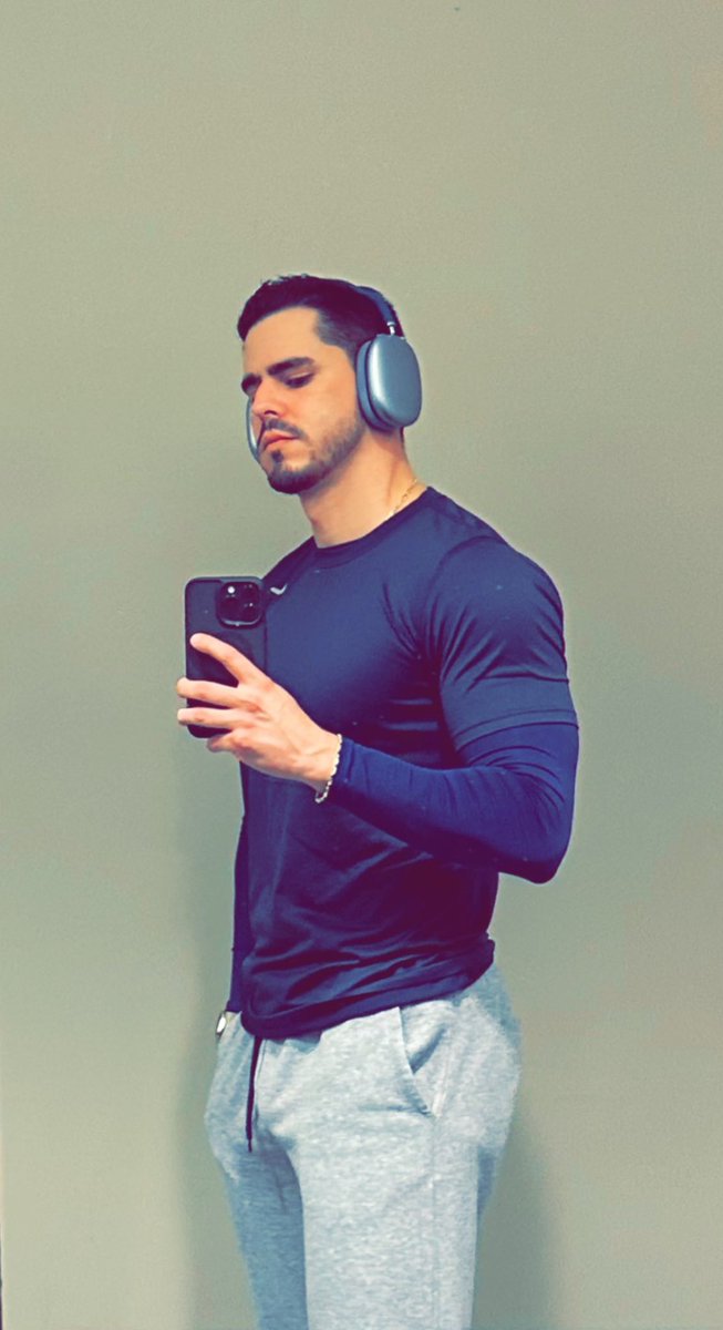 Rafe_GG's tweet photo. 🏋️#gymdone https://t.co/4ETpFodG4t