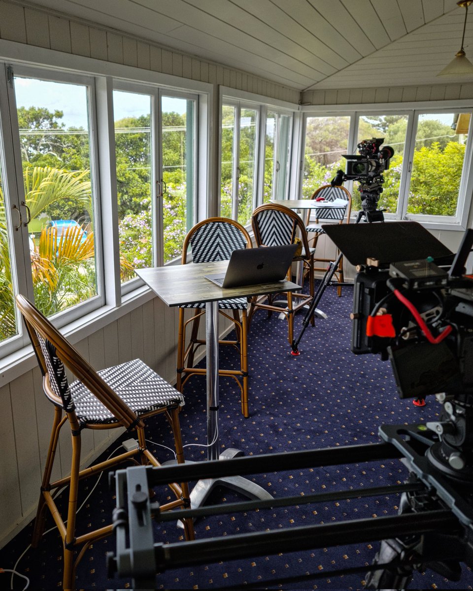 jasereeve's tweet photo. Back on set... 🎬
@AncestryComAu @Ancestry #familyhistory https://t.co/GGqGVs74rn