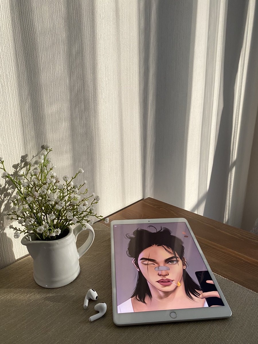 mirabelleon's tweet photo. Creative Wednesday 💛 Hope you’re doing well. Wish you a wonderful day☀️

What are you going to do today?☺️ 
#nftfam #NFTsCommunity #nftarti̇st #NFTsales https://t.co/creEJy6snh