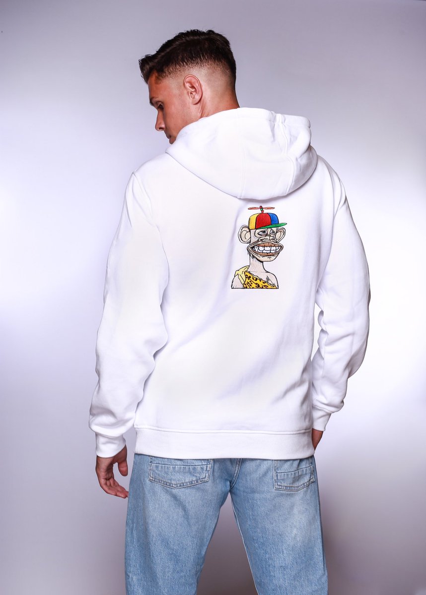 OneOfOne_Wrld's tweet photo. @BoredApeYC and @AzukiOfficial 🔥

Which NFT will you get??

Only available until the 23rd of October…
Shipping Worldwide!
#oneofone https://t.co/IxUVq9v7Hb