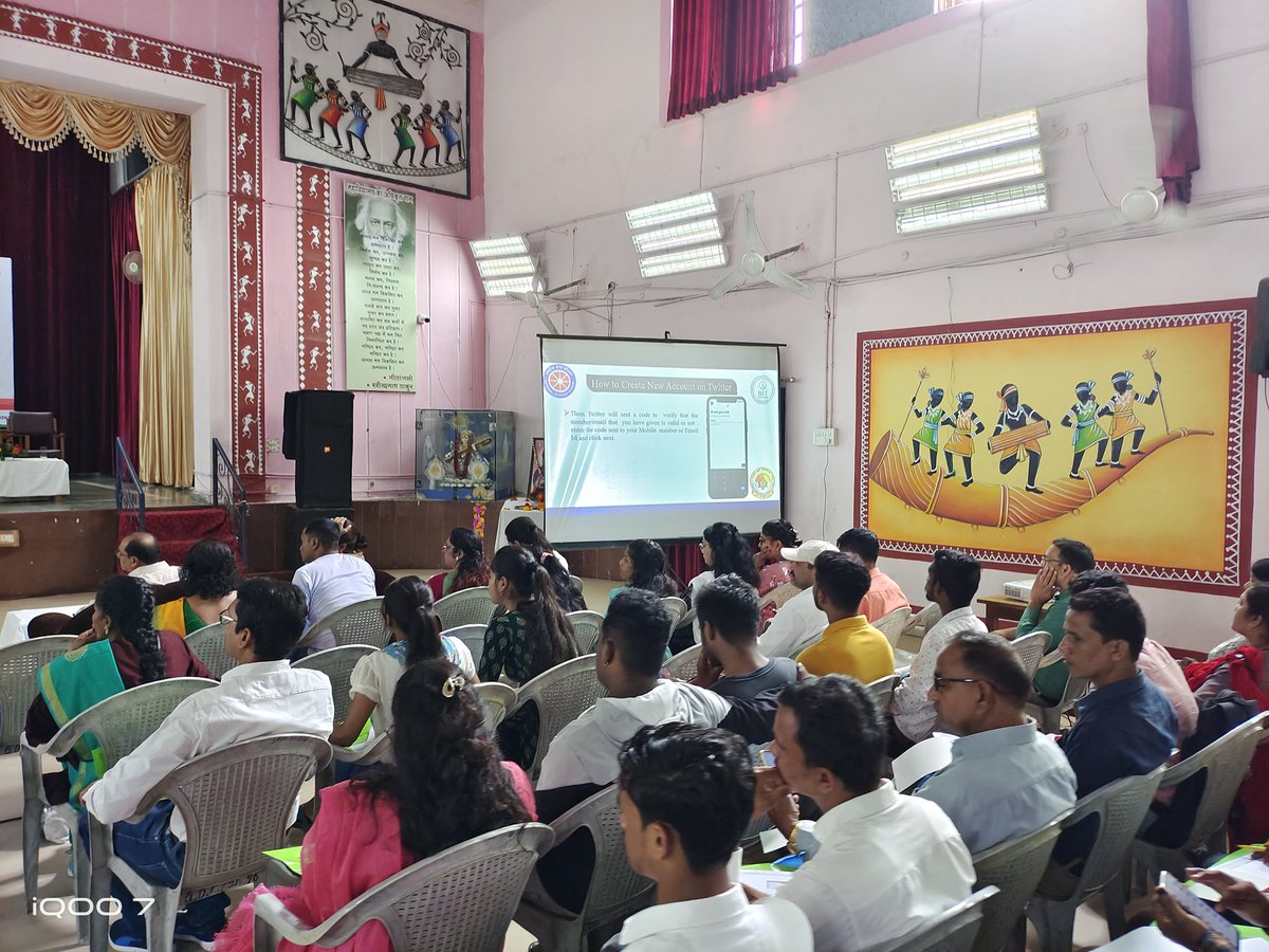 Mayank_v86's tweet photo. @nssptrsuCG organised a social media workshop on 19th oct 2022 at DB girls college, raipur. 
@NSSRDBhopal @_NSSIndia @askabir_ @NssChhattisgarh @NeetaBajpai5 @pankajsinghips @YASMinistry @ianuragthakur https://t.co/IjhdGD3pzz