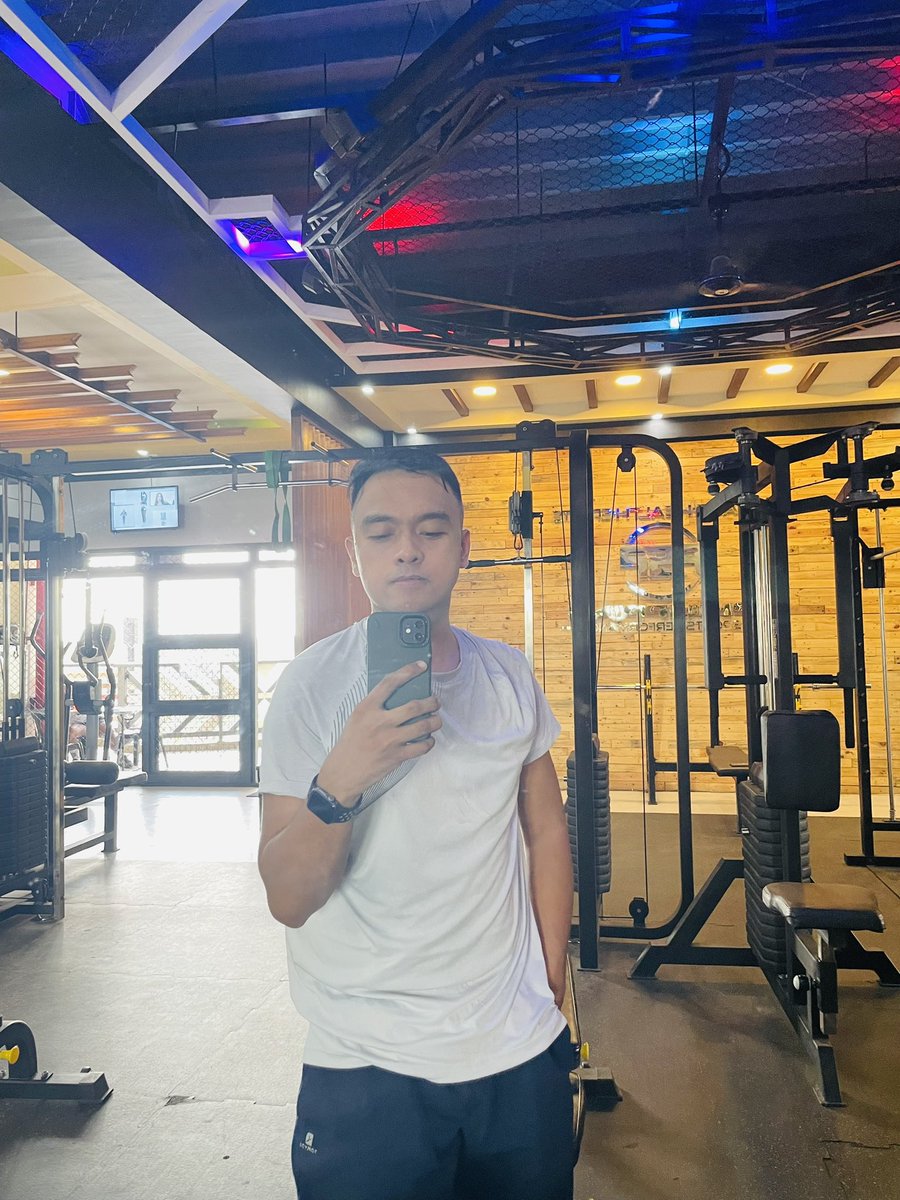 jesuisronc's tweet photo. 🫣 https://t.co/kXpMNFHoVL
