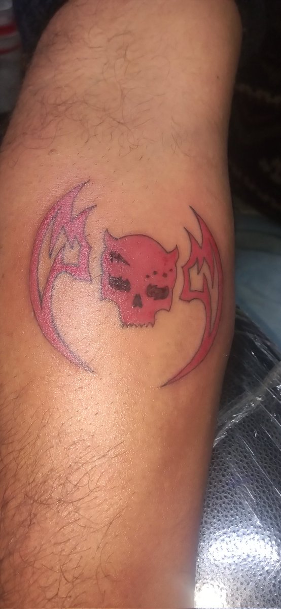 #MRV semos prometí y ahí quedó banda #Terminado no salió la foto cuando mo quería pero ahí está.... Ahora voy por el de <a href="/MonsterSyLa/">Monster SyLa</a>  vamos por otra liga🤘