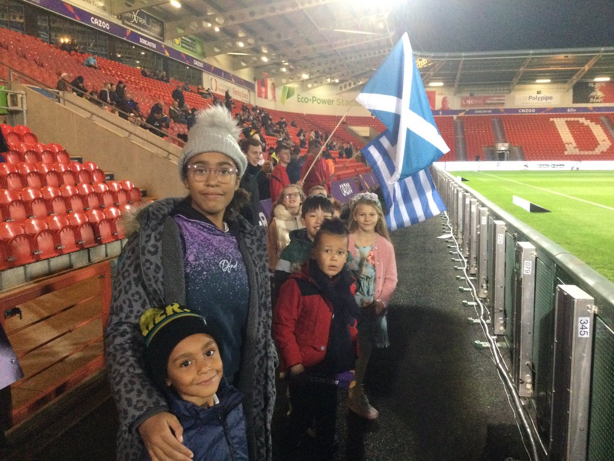stpetersdon's tweet photo. A fantastic evening at the EcoPower stadium watching the @RLWC2021 match between France and Greece on Monday night. A great evening for our families and teachers! Some of our children were involved in the pre-match parade 😊👏🇫🇷🇬🇷🏉@DoncasterLegacy https://t.co/3CQB7FOSqA
