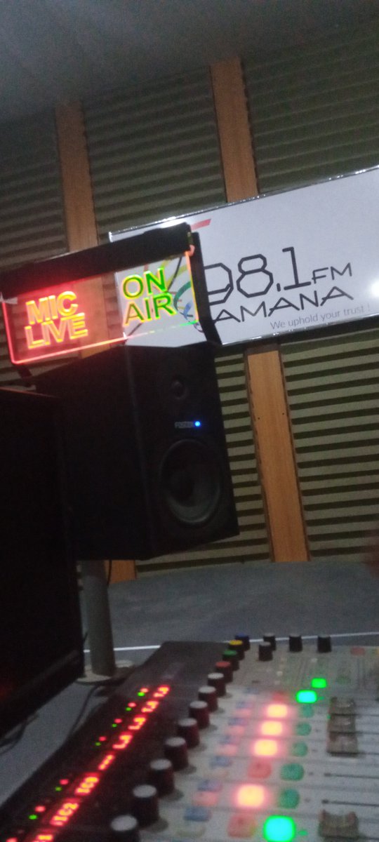 DavidMosesOlofu's tweet photo. Happy Mid-week Great people of Gombe, join us @Amanafm98_1 for the Morning Drive
📰 #Headlines with @Blessin52038683 Guest segment on Youth Participation in politics with @CliffStanley14 and #Sports with https://t.co/W0txq8Vulv