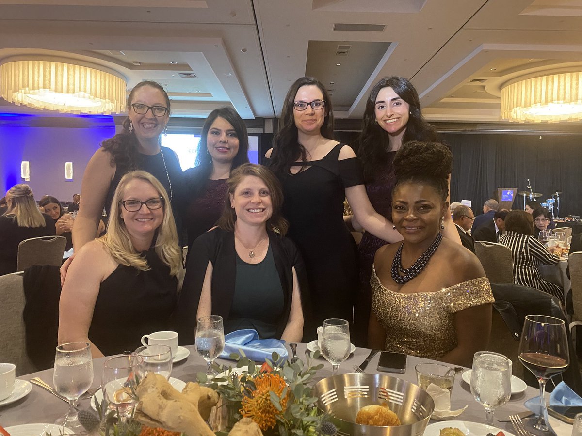 JuliaColemanMD's tweet photo. Loved the @AmCollSurgeons #ACSCC22 Board of Governors’ Banquet with the @RASACS family and the #RASmom! This is why I love our organization #thisisRAS @KaitlinRitterMD @CassieSonntag @FallahianMD @ScalpelMomma @kvnkoo @TheZenOfSurgery @RaeHankeMD #RASatCC https://t.co/xQd95siQdG