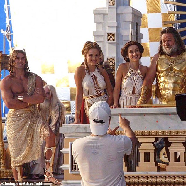 I need all of #BachelorNation to understand that Adam is NOT actually Thor’s body double. Pleaseeeee that man was “Zeus Pretty Boy” 
#BachelorInParadise