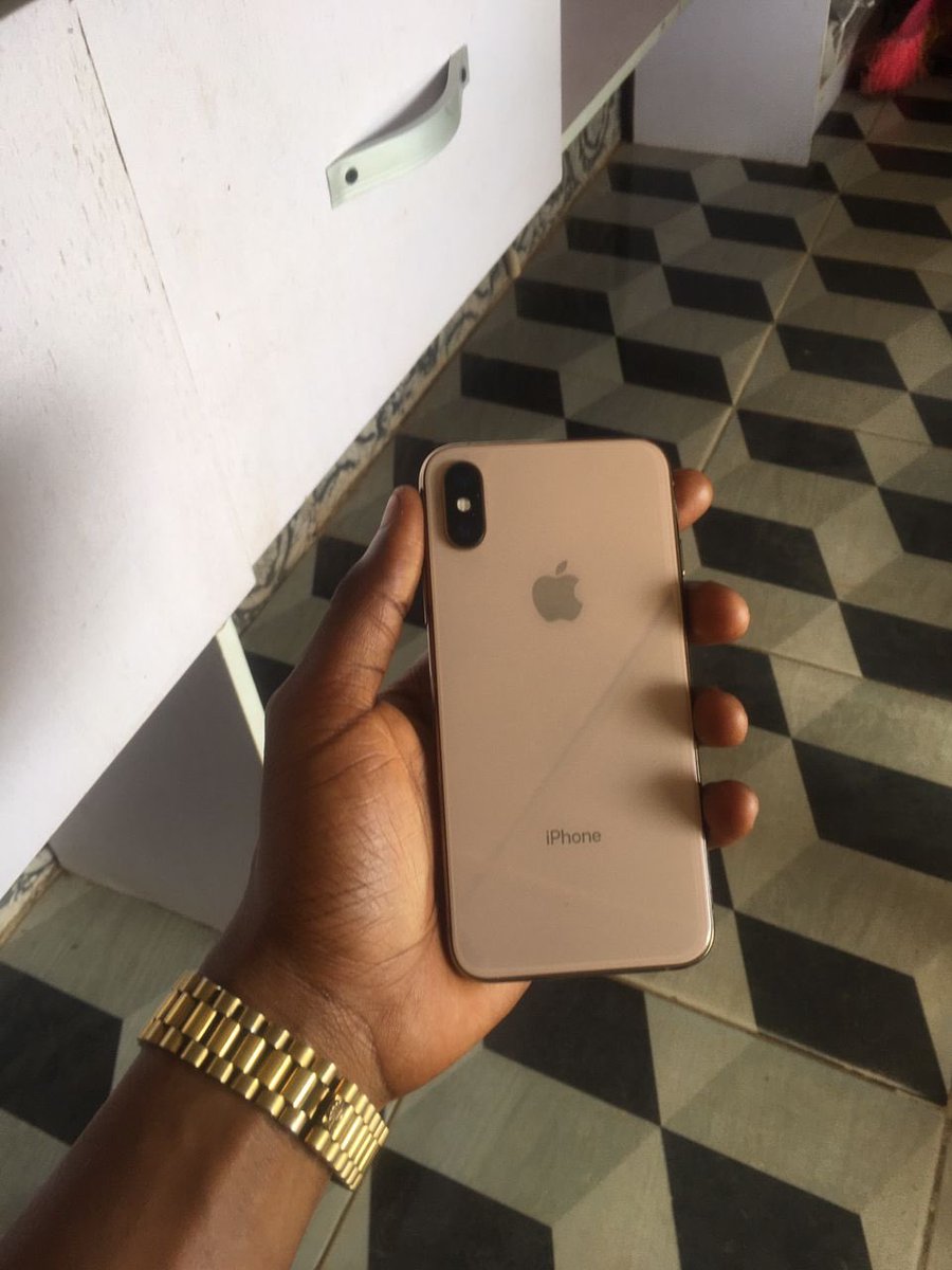 Hayysquare's tweet photo. Good morning tweeps 😍 what are you buying from us today?

Direct 🇬🇧 iPhone XR - WW unlocked 
64gb —— N 165,000

🇬🇧 iPhone X - Factory unlocked 
64gb —— N155,000

NU IPhone Xmax - 89% BH
64gb —— N175,000 

Kindly Rt 🙏🏻
Nation wide delivery 🚚 

Biggest Bird | #NigeriaFloods https://t.co/zC7XE0O00g