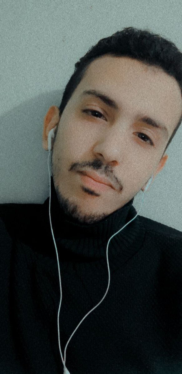 الانسان بائس لأبعد مايكون 🙂💔