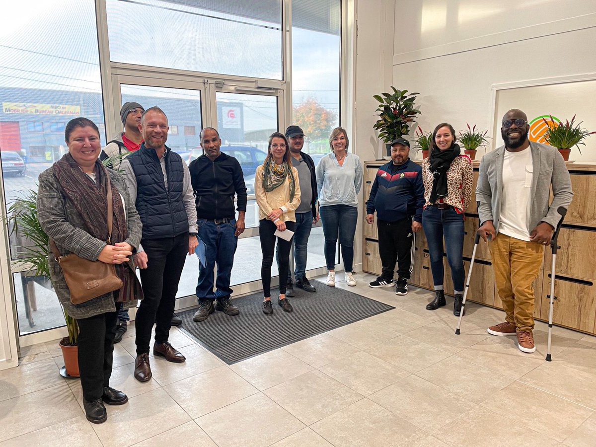 Fidel_k4's tweet photo. #tousmobilises aujourd’hui,découverte des métiers chez #envie #orleans pour nos publics résidant les quartiers prioritaires #qpv une matinée riche en échange et en partage 
@driss_1402 @christellevanc2 @patrick_boissy @EnvieOrleans https://t.co/B3XdSzLyra