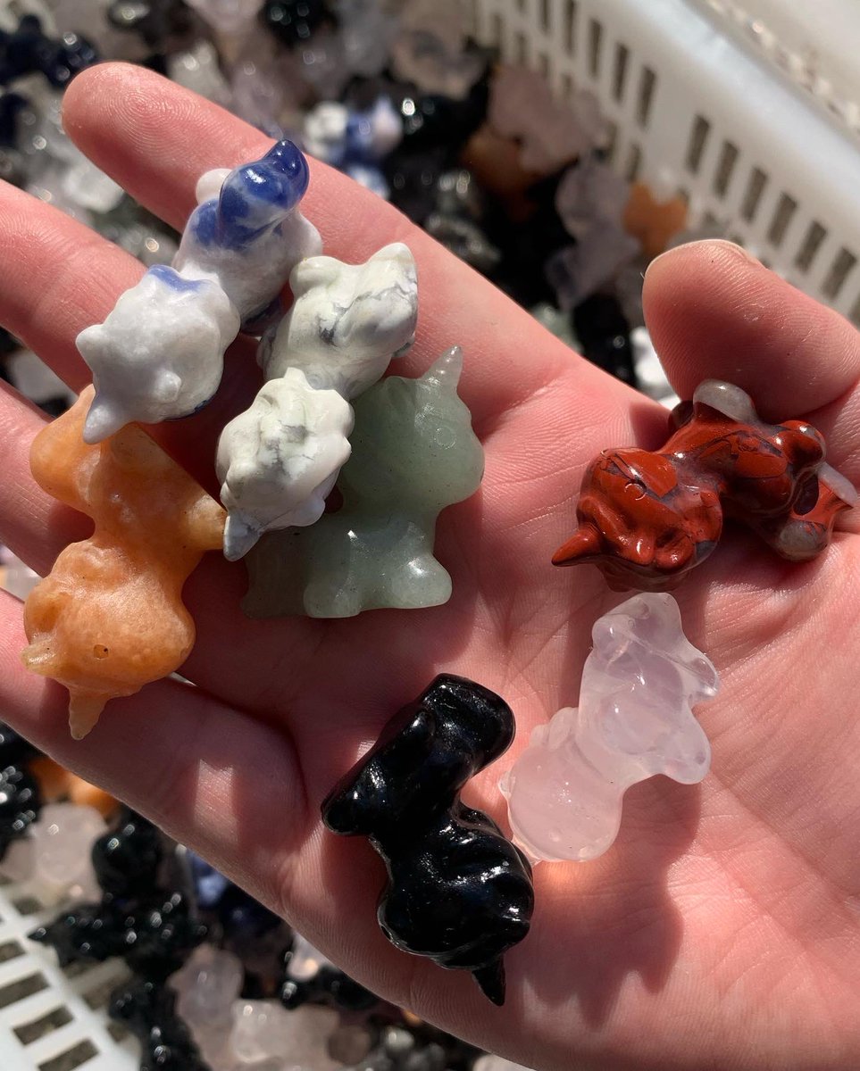 rockeastgem's tweet photo. 1⃣️cute unicorn 
2.5usd per piece

#unicorn #crystalunicorn #crystalforsale #crystalwholesale https://t.co/8CI7QEfyv6