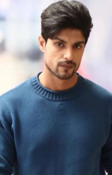 Priyankchahar0's tweet photo. Who is your favourite male contestants?
Like for #ShivThakare 
Rt for #AnkitGupta 

#PriyankaChaharChoudhary 
#PriyAnkit #BBQueenPriyanka #ShivKiSena #bbkingshiv #BB16 #biggboss16 https://t.co/IpwqoS17vq