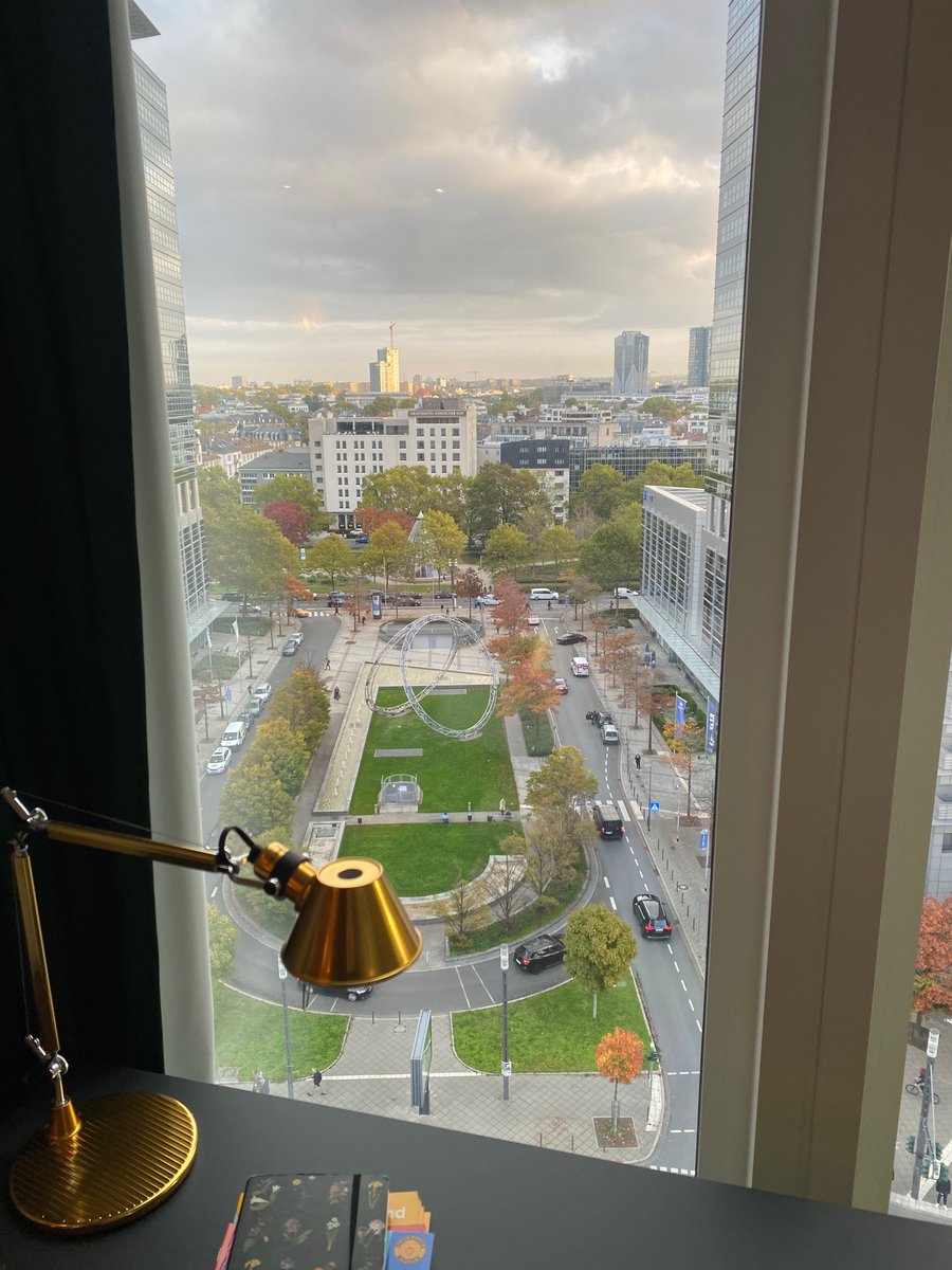 EmilyEatsBooks's tweet photo. Morning Frankfurt! Book Fair here I come … #frankfurterbuchmesse #fmb22 https://t.co/KJTk6eOjWS