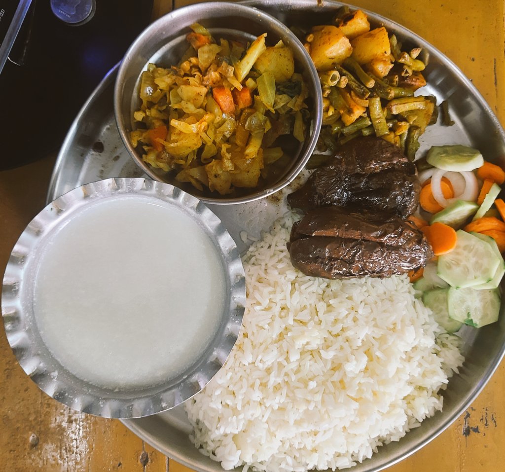 tapojkumar's tweet photo. @SambitB79699961 @FoodieOdia @m_bijaylaxmi @OdiaCuisine @Food_Odisha @FoodFood @sofiafirdous1 @AameOdia @odiakhati @QRbabun @PragyansLife @bjena2 @MPattnayek @ssgapu22 @NDTVFood @foodandwine @NDTVFoodHindi In most of the languages of India, the word for Wednesday is Budhavāra — vāra meaning 'day' and Budha being the planet Mercury. #MaaKitchen #Odisha
#HappyBirthdaySunnyDeol
#DefExpoGujarat
#WednesdayMotivation
#PremioMultishow #EndsSoon https://t.co/MnrG1OLK74