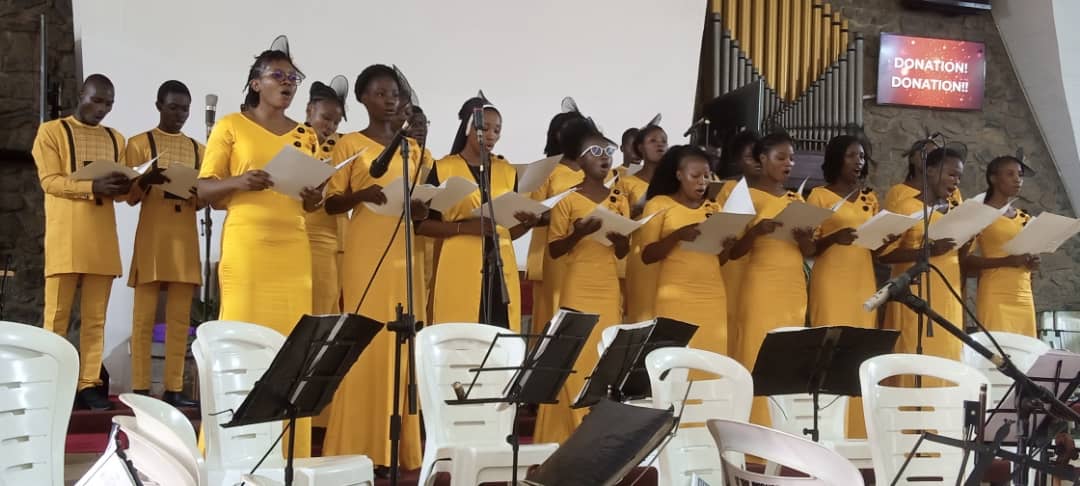 CityMarval's tweet photo. Concerto di Amicizia Season 2.0

Marval City-Choir, Ibadan, Nigeria on stage. Conducted by Ayokunmi OlaOluwa.
Convener: Ayokunmi OlaOluwa (Marval Music) https://t.co/sdRSAfPfnx