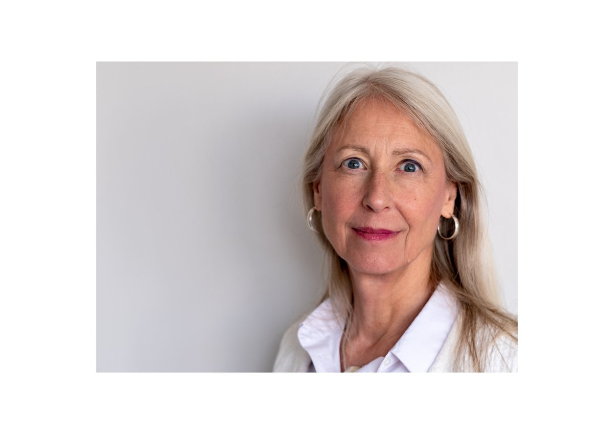 We are delighted to welcome Kate Davies CBE as a Non-Executive Director of Stonebond. A hugely respected #affordable #housing professional, she will advise the Board on areas including governance, growth, customer service and sustainability.

stonebondproperties.com/kate-davies-cb…