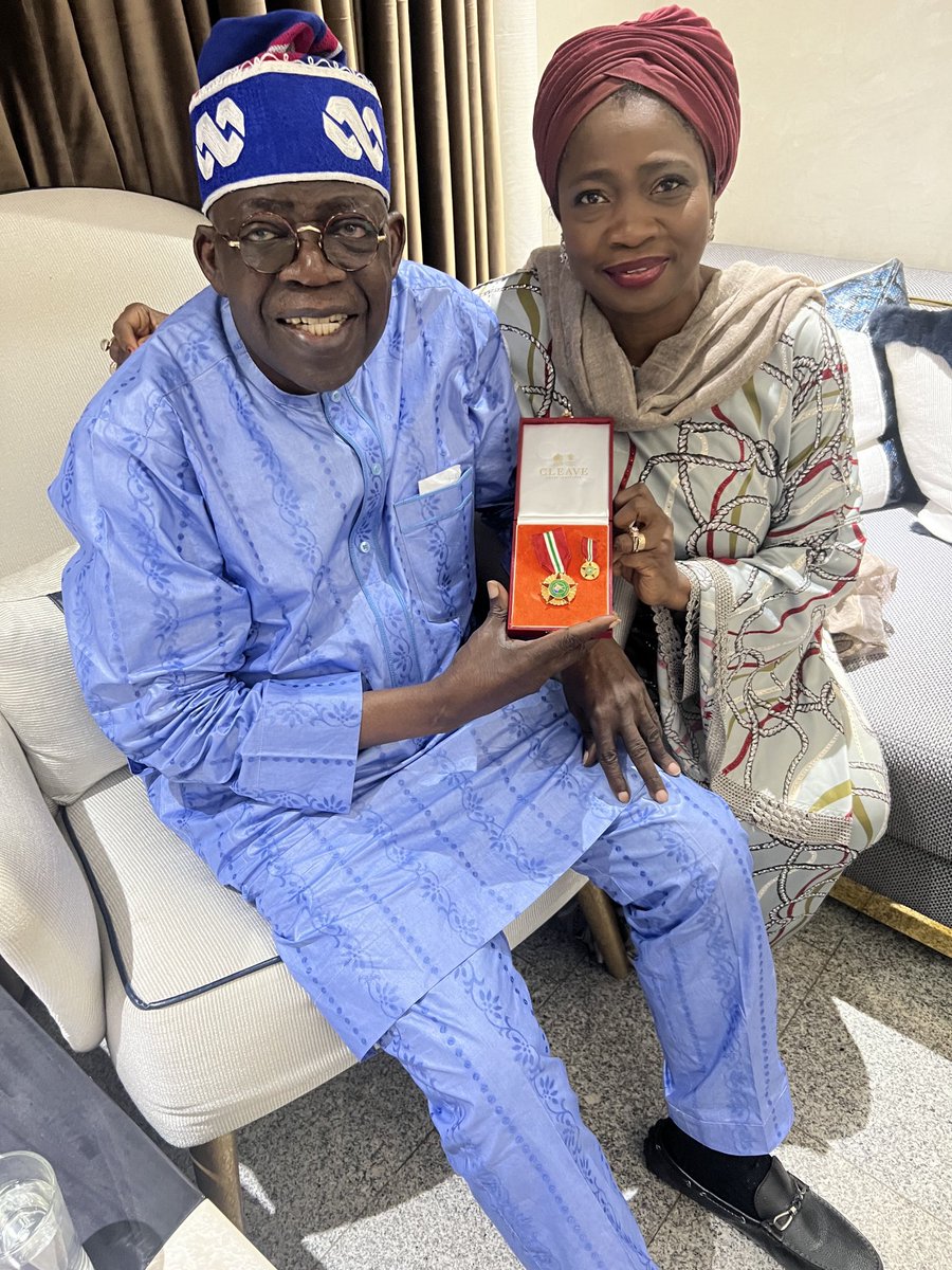 BatProjects23's tweet photo. The Father of many successful children is very successful.

@abikedabiri presented her national award medal to her father @officialABAT https://t.co/VFM2vtfBYu