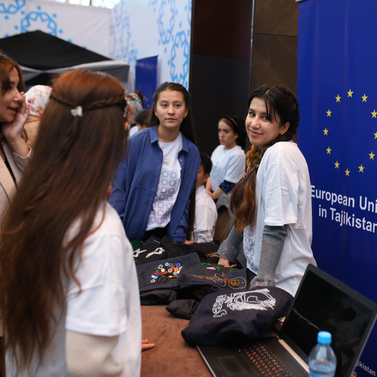 unicef_tjk's tweet image. National #UPSHIFT & #Tech4Development Forum to celebrate youth-led #innovations and #socialentrepreneurship with a special focus on girls' empowerment in IT and #STEM kicked off in Dushanbe!