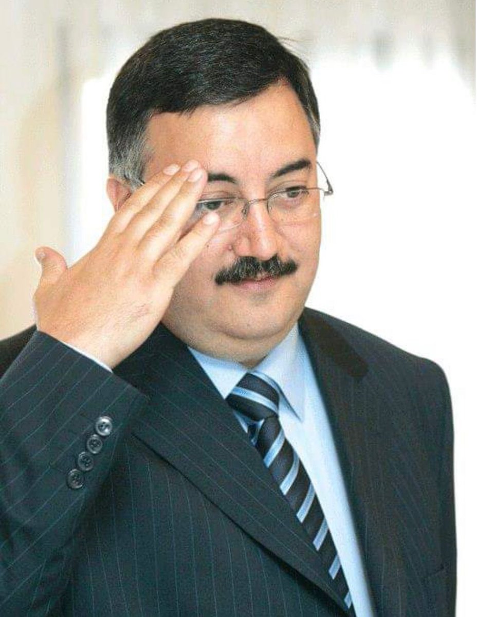 عشر سنوات على جريمة اغتيال اللواء الشهيد وسام الحسن.
#لن_ننسى