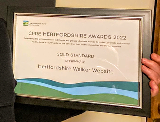 HertsWalker's tweet image. The countryside charity, CPRE Hertfordshire @CPREHerts has awarded Hertfordshire Walker a Gold Standard award 2022. The site also won an award for &quot;connecting people with the countryside and their local green spaces&quot;. hertfordshirewalker.uk/2022/10/hertfo…
#HertfordshireWalks #freewalks